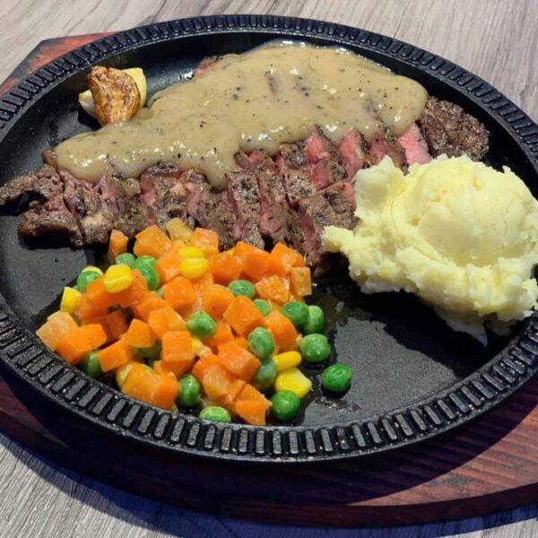 Rib-Eye Steak with Gravy